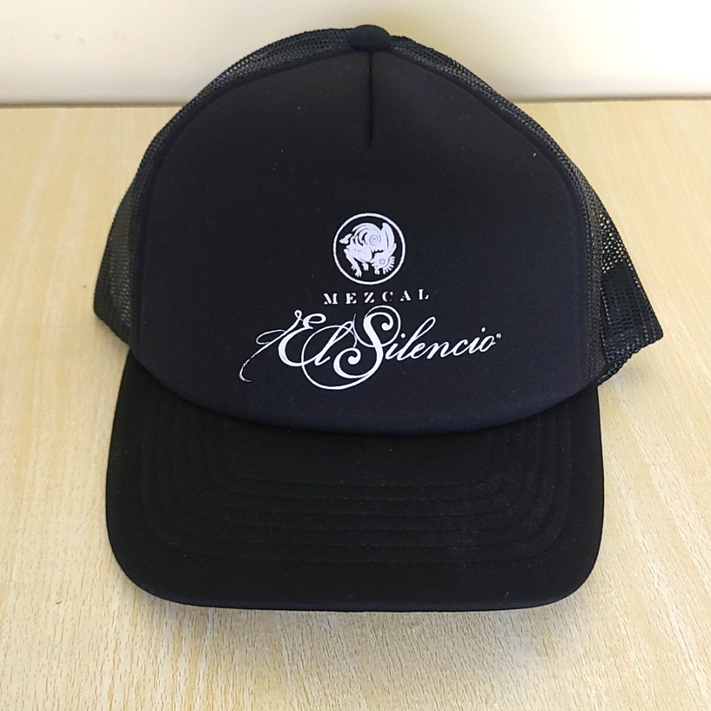 NWOT El Silencio Black Men Hat cap